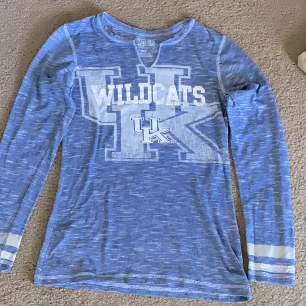 Women’s Section 101 Distressed Blue Kentucky Wildcats Long Sleeve Shirt M